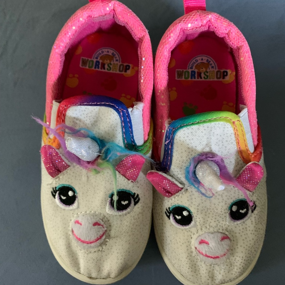 Build-a-Bear Girls Unicorn Sneakers Size 8